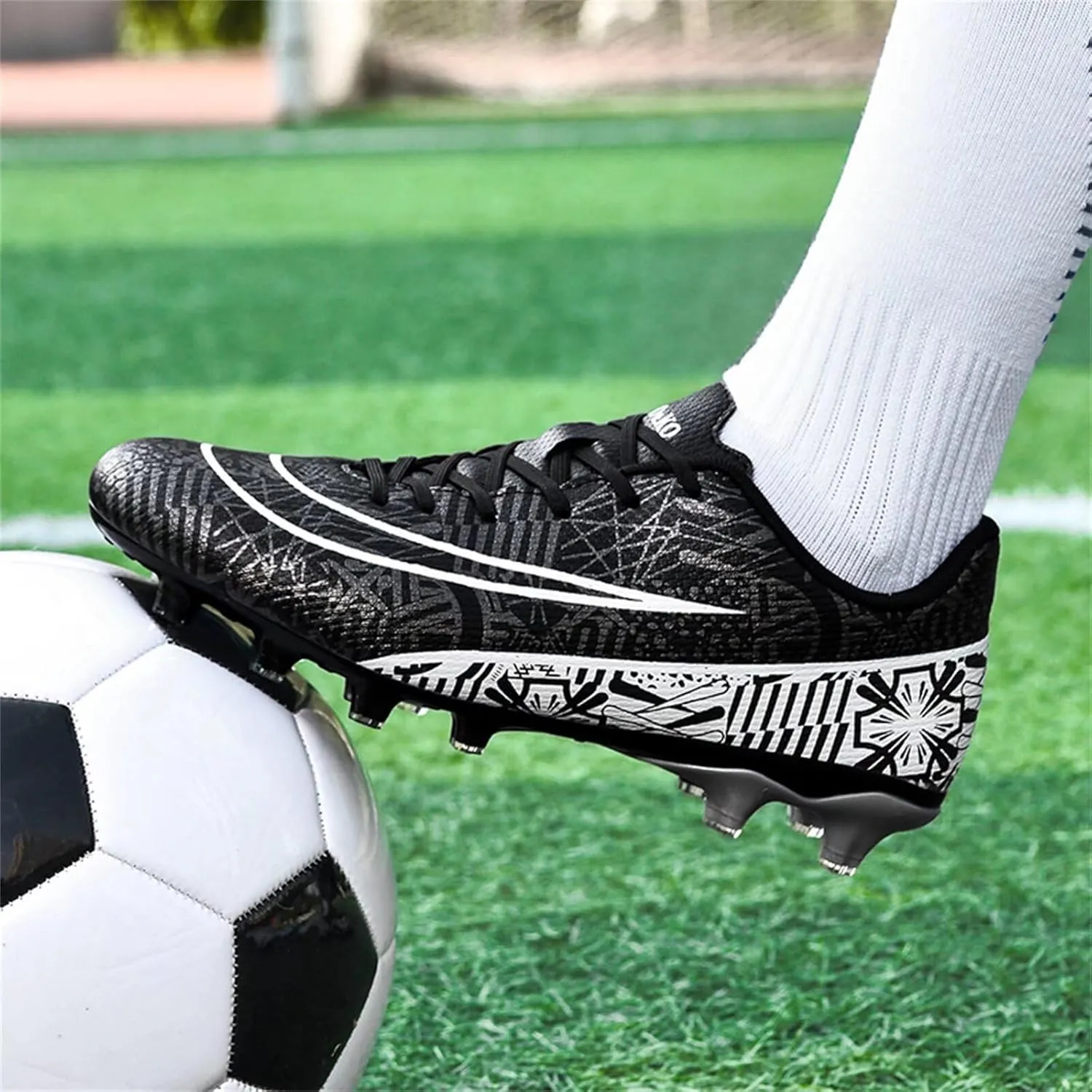 Boy's Soccer Cleats Mens Football Shoes Women Girls Low Tops Non-Slip Spikes Indoor Outdoor Firm Ground Athletic Combat