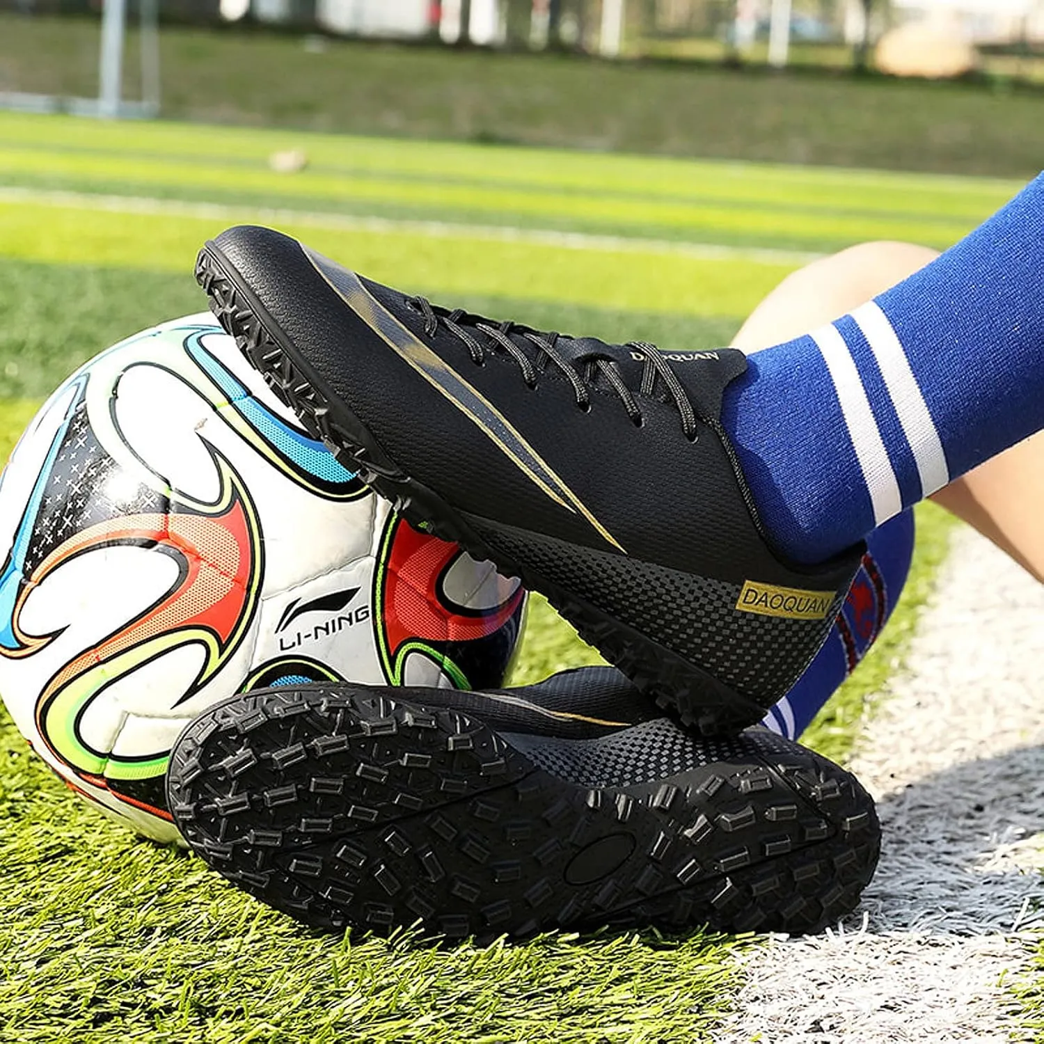CERYTHRINA Kids Athletic Soccer Shoes Boys Girls Professional Football Shoes Mens Youth Comfortable and Breathable Football Cleats Training Sneakers