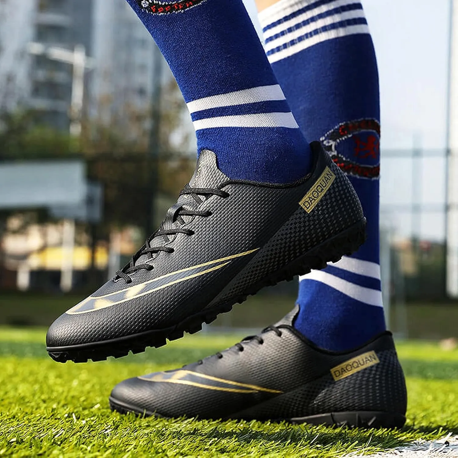 CERYTHRINA Kids Athletic Soccer Shoes Boys Girls Professional Football Shoes Mens Youth Comfortable and Breathable Football Cleats Training Sneakers