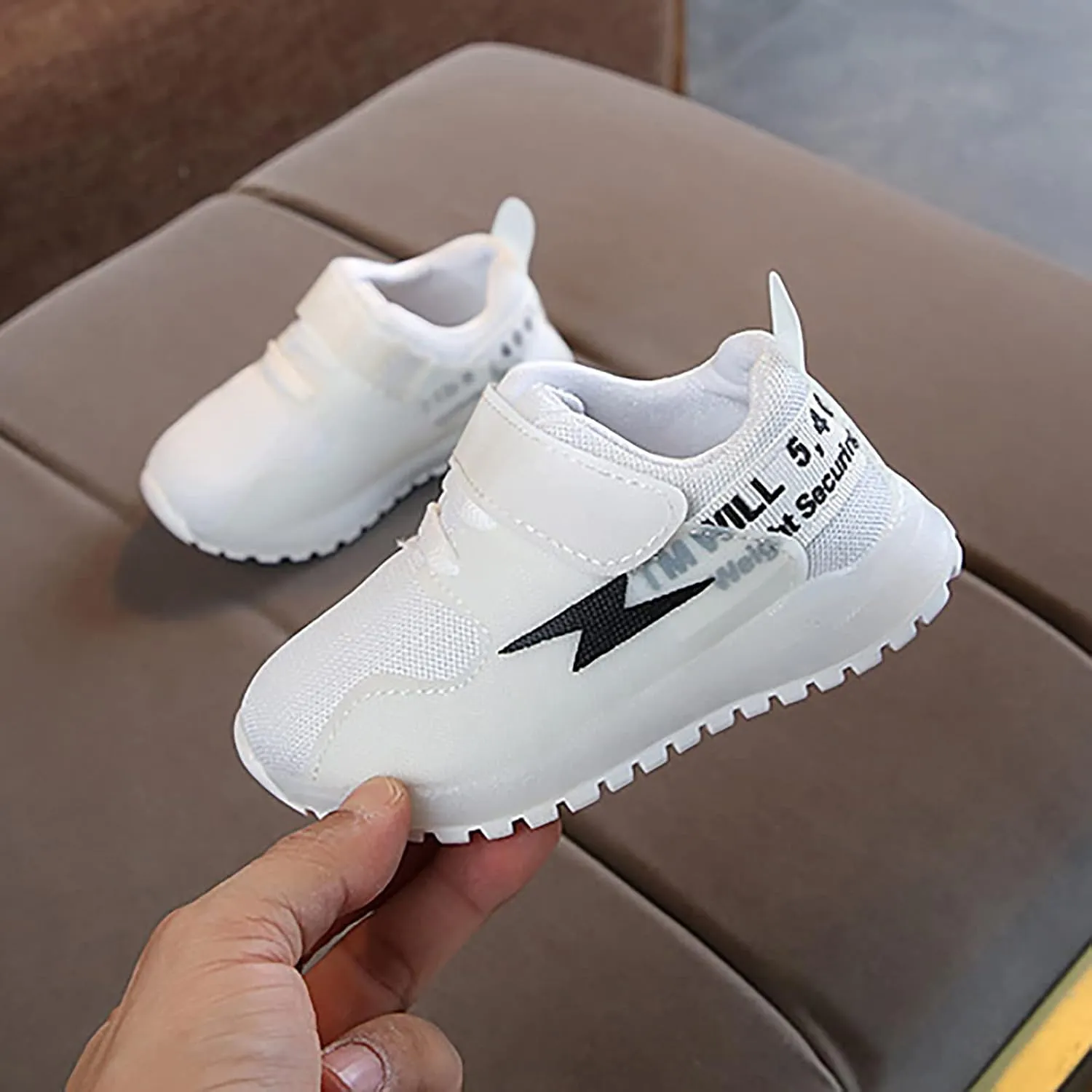 IWIHMIV LED Light Luminous Shoes for Boys Girls Boys Lightweight Tennis Running Shoes for Toddler
