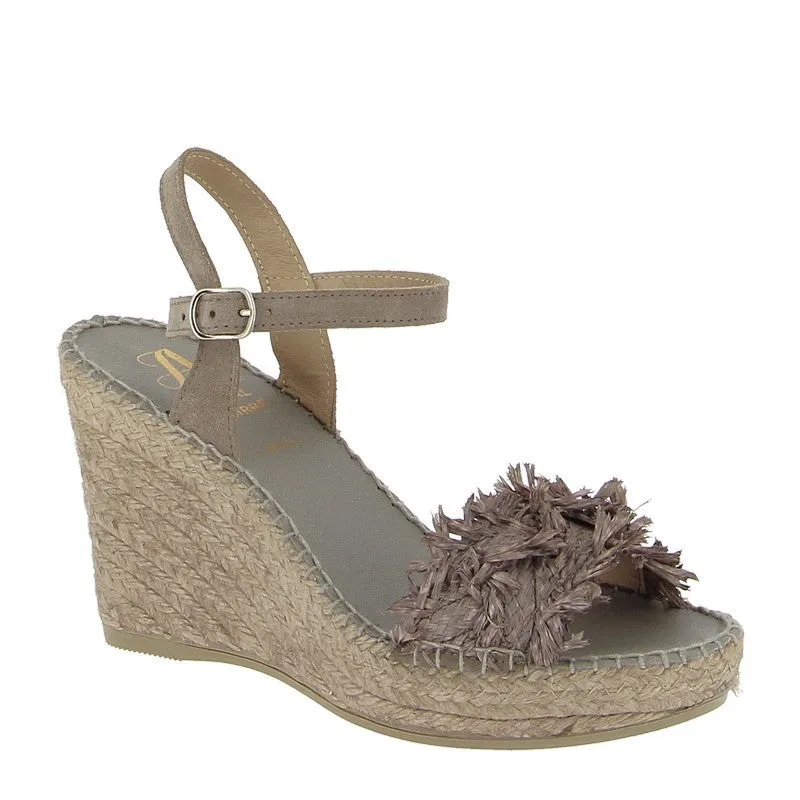 Juncal Aguirre 2659 Grey Wedge Espadrille