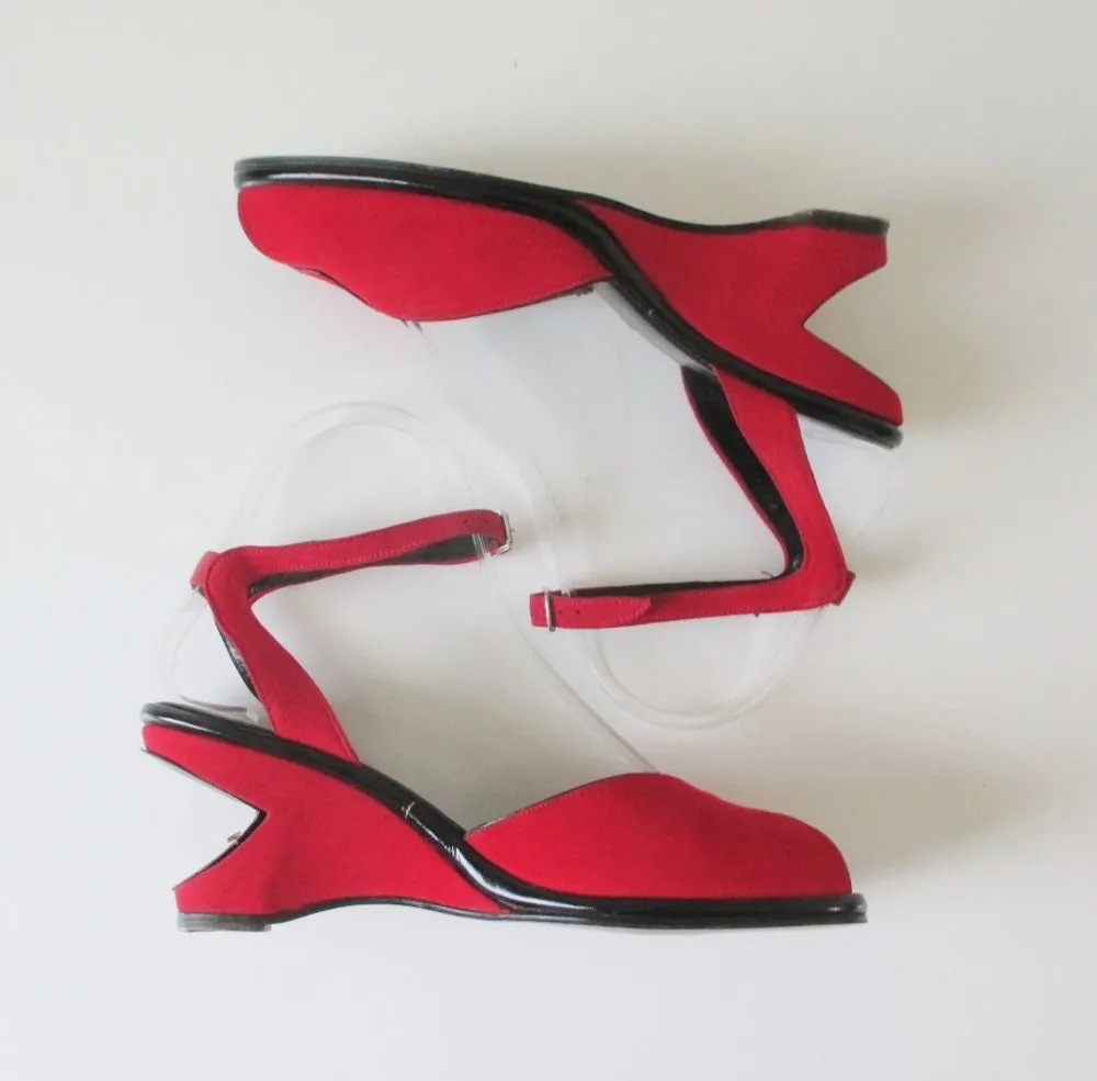 Vintage 50's Red Atomic Wedge Heels & Matching Bucket Bag Purse 6.5