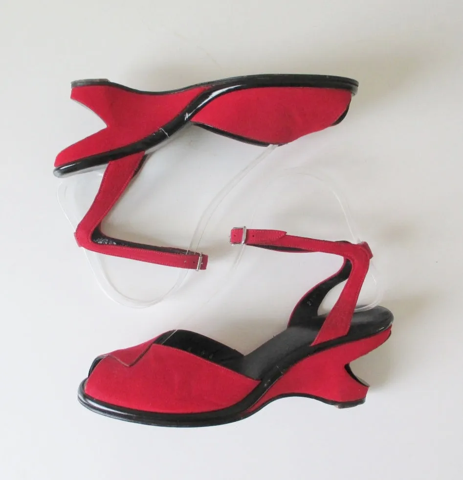Vintage 50's Red Atomic Wedge Heels & Matching Bucket Bag Purse 6.5